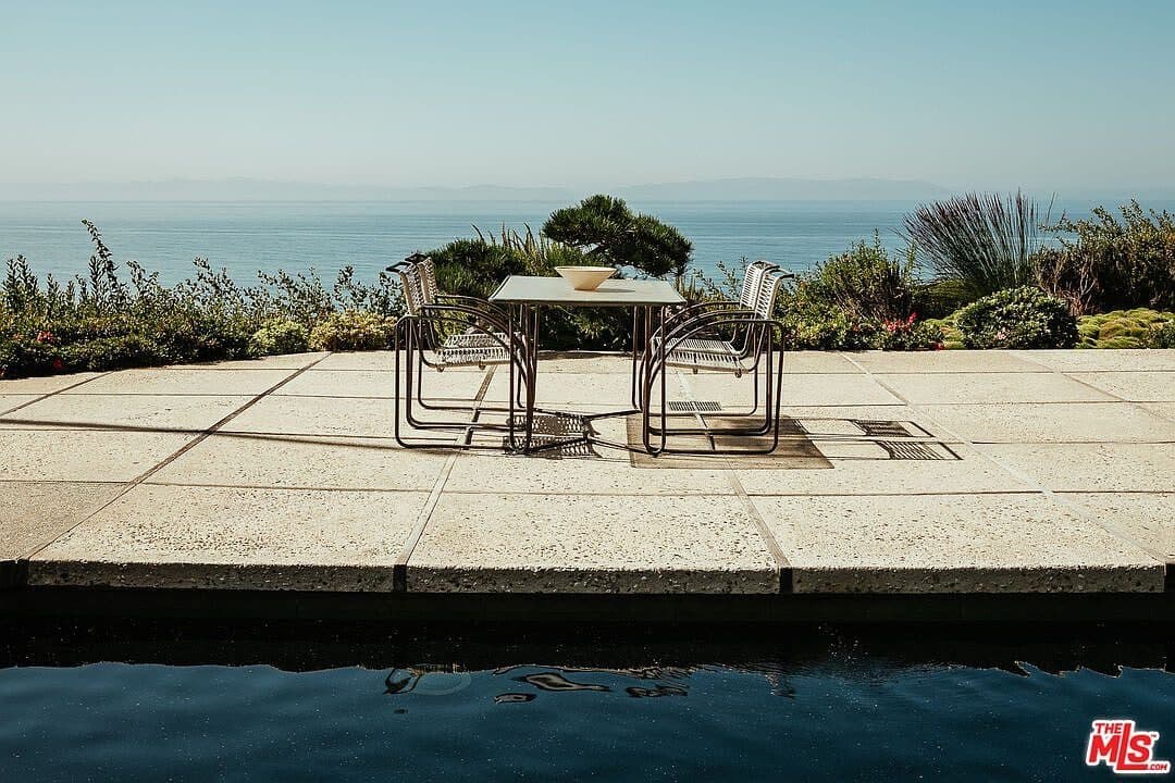 8 Sea Cove Drive — photo 5
