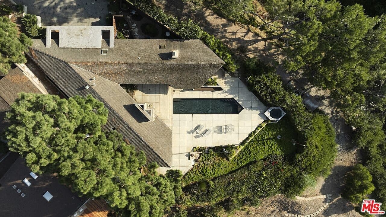 8 Sea Cove Drive — photo 12