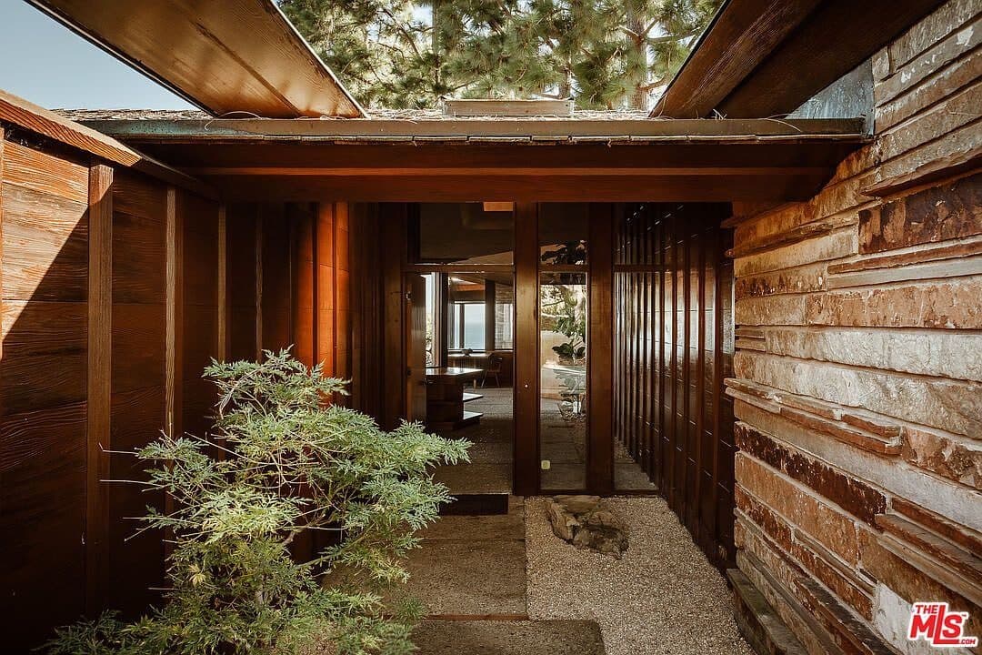 8 Sea Cove Drive — photo 15