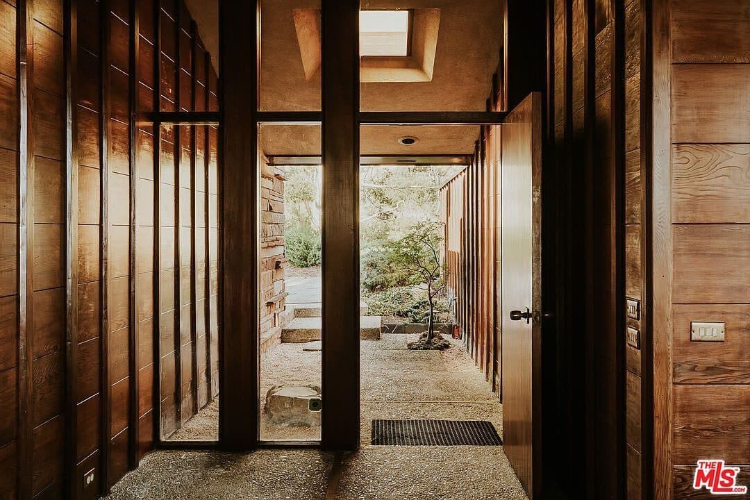 8 Sea Cove Drive — photo 18