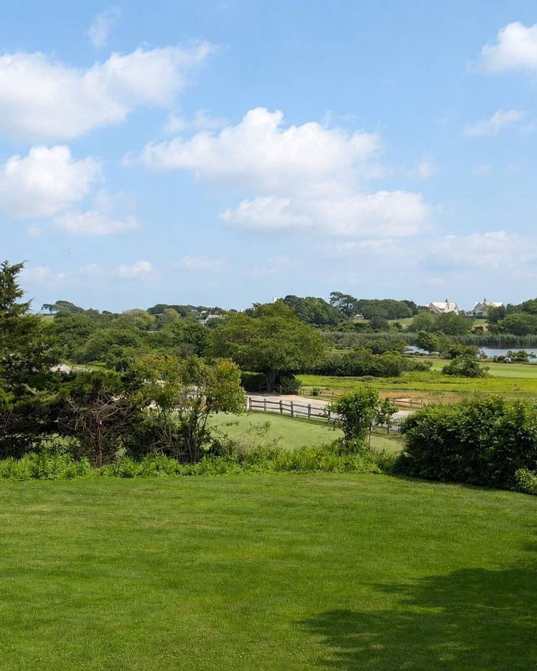 80 Dunemere Lane, East Hampton, NY 11937 — photo 9