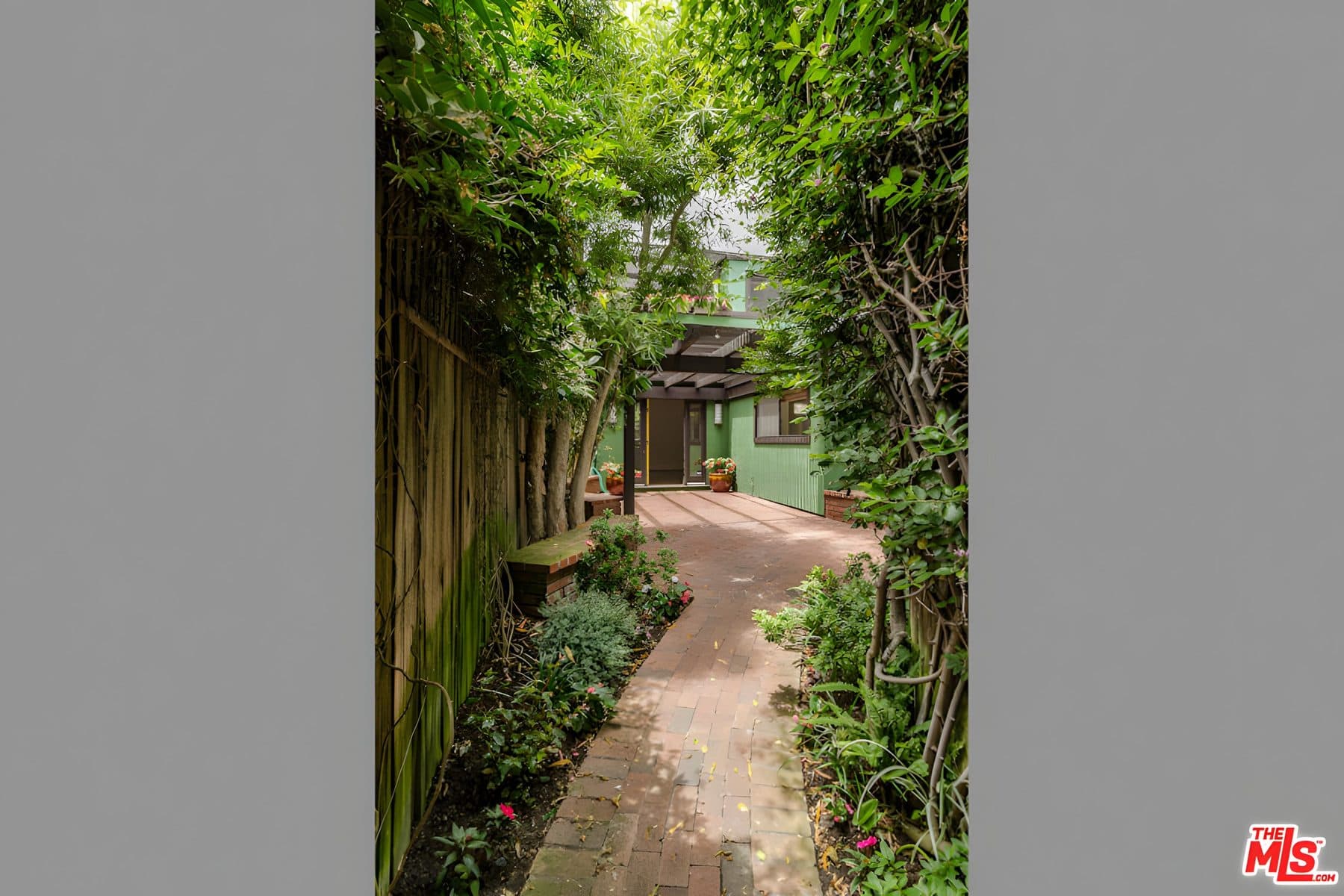805 Crestmoore Place — photo 33