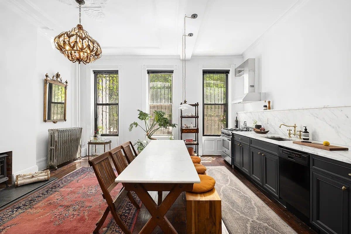 82 Chauncey Street — photo 4