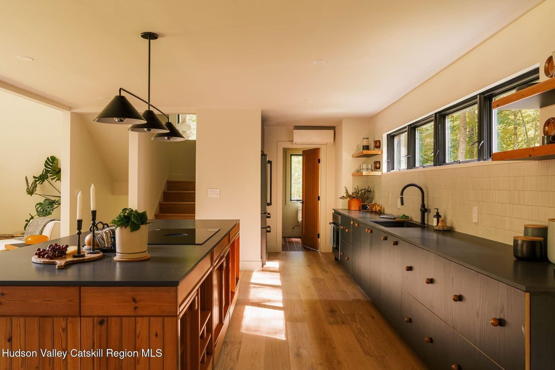 84 Sidney Street — photo 5