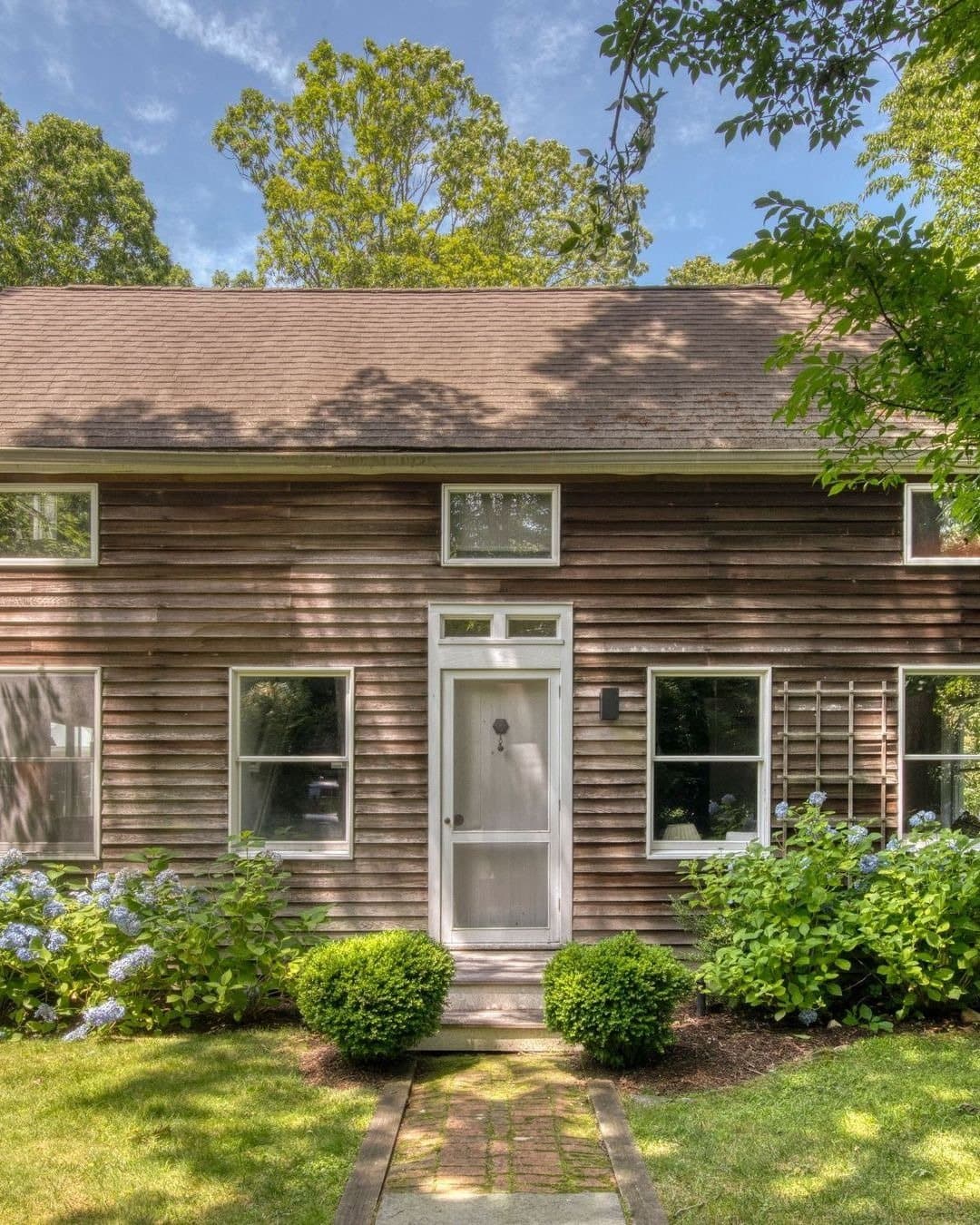 85 Woodbine Drive