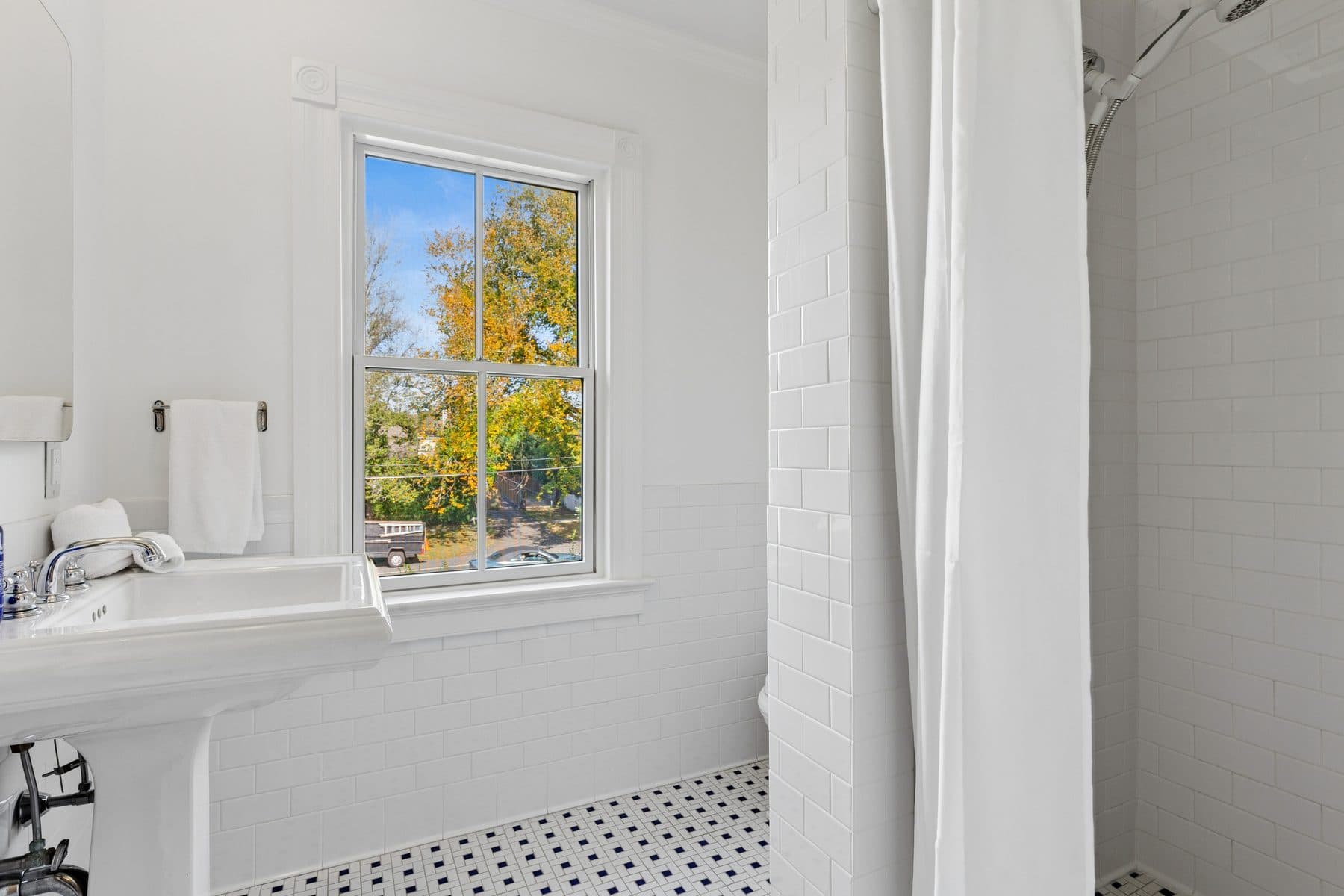 86 Pantigo Road — photo 12