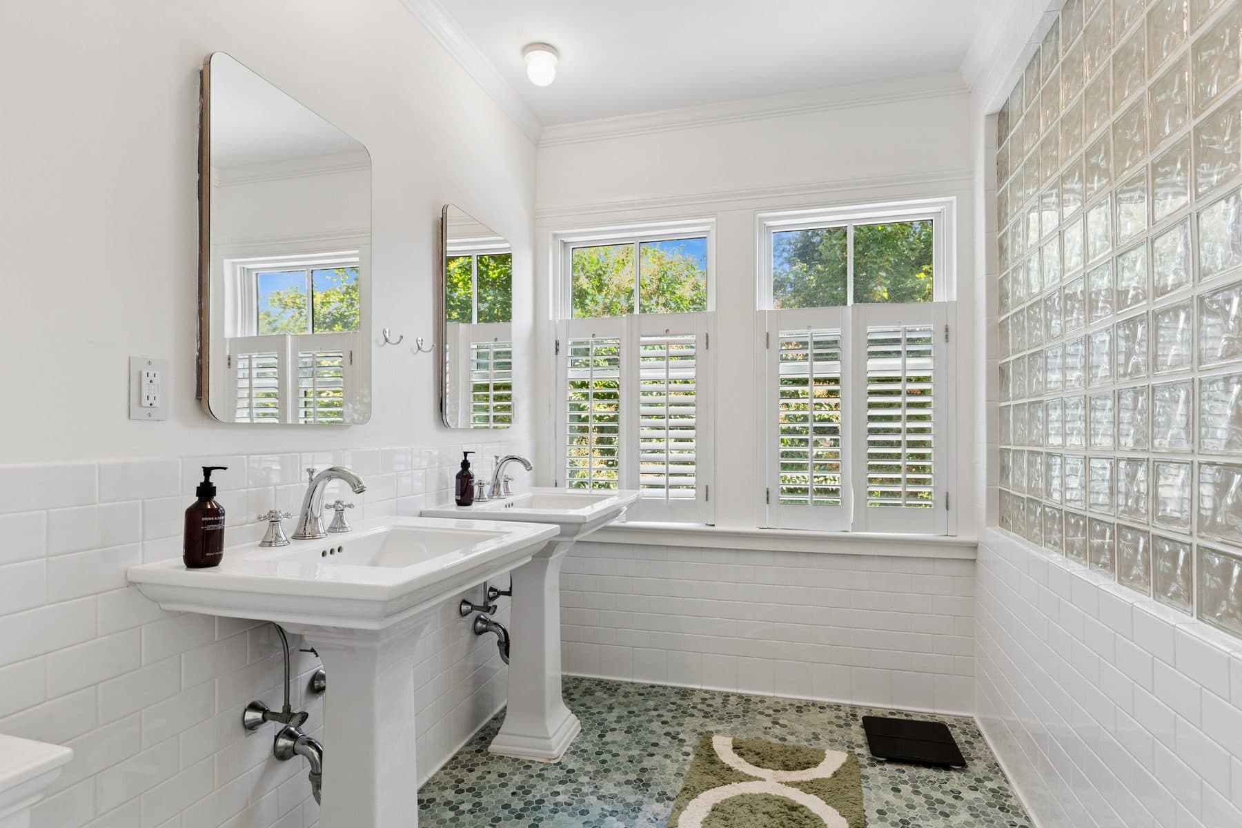 86 Pantigo Road — photo 15