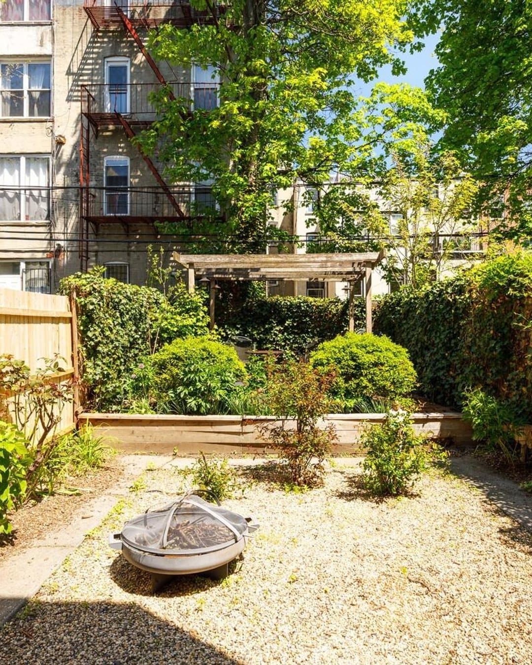 877 Park Place — photo 26