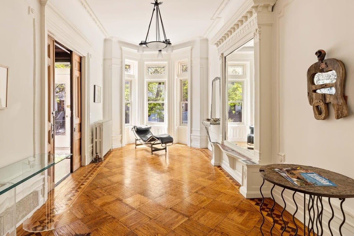 877 Park Place — photo 3