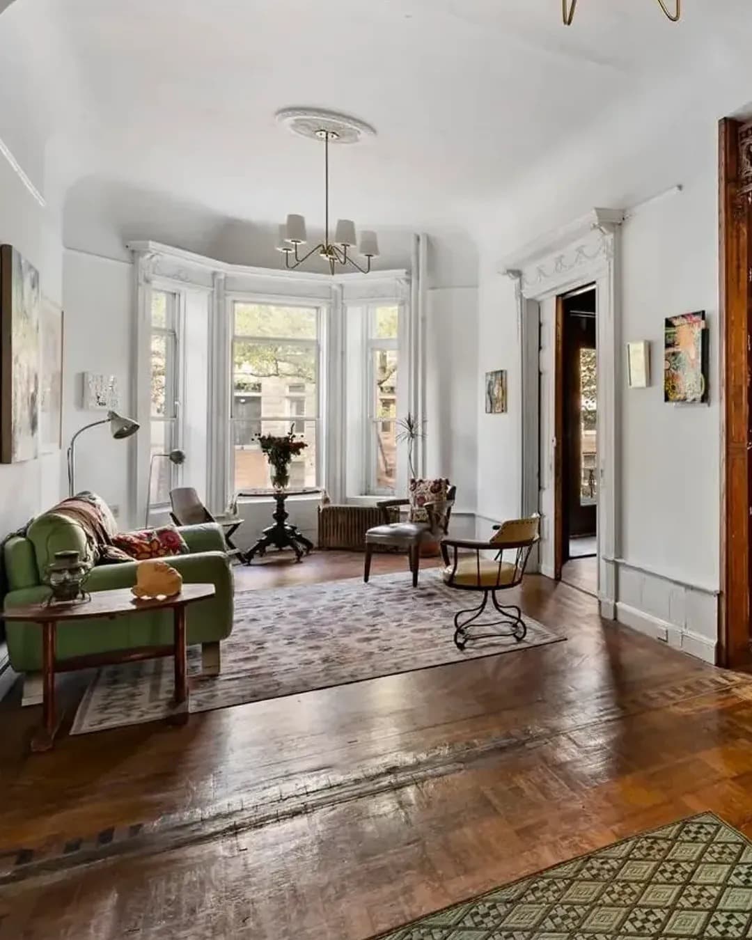 882 Park Place — photo 3
