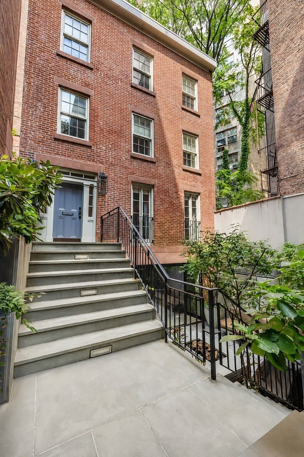 9 1/2 Jane Street — photo 17