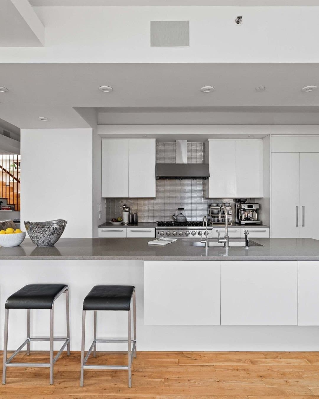 96 Grand Street — photo 8