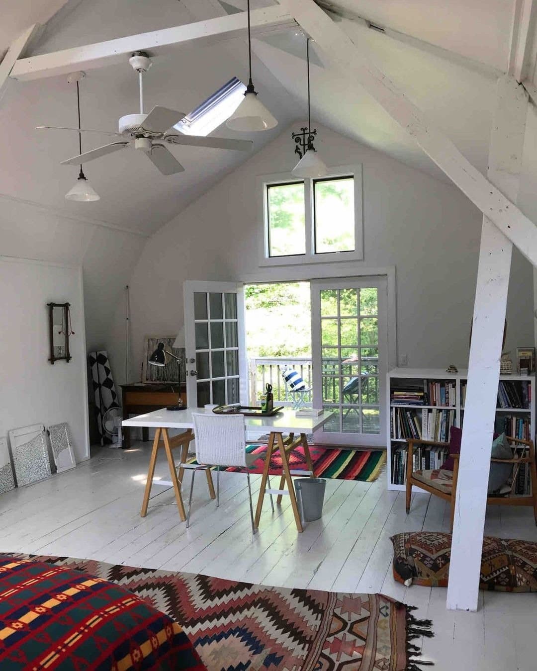 An Airy Barn in Springs — photo 2