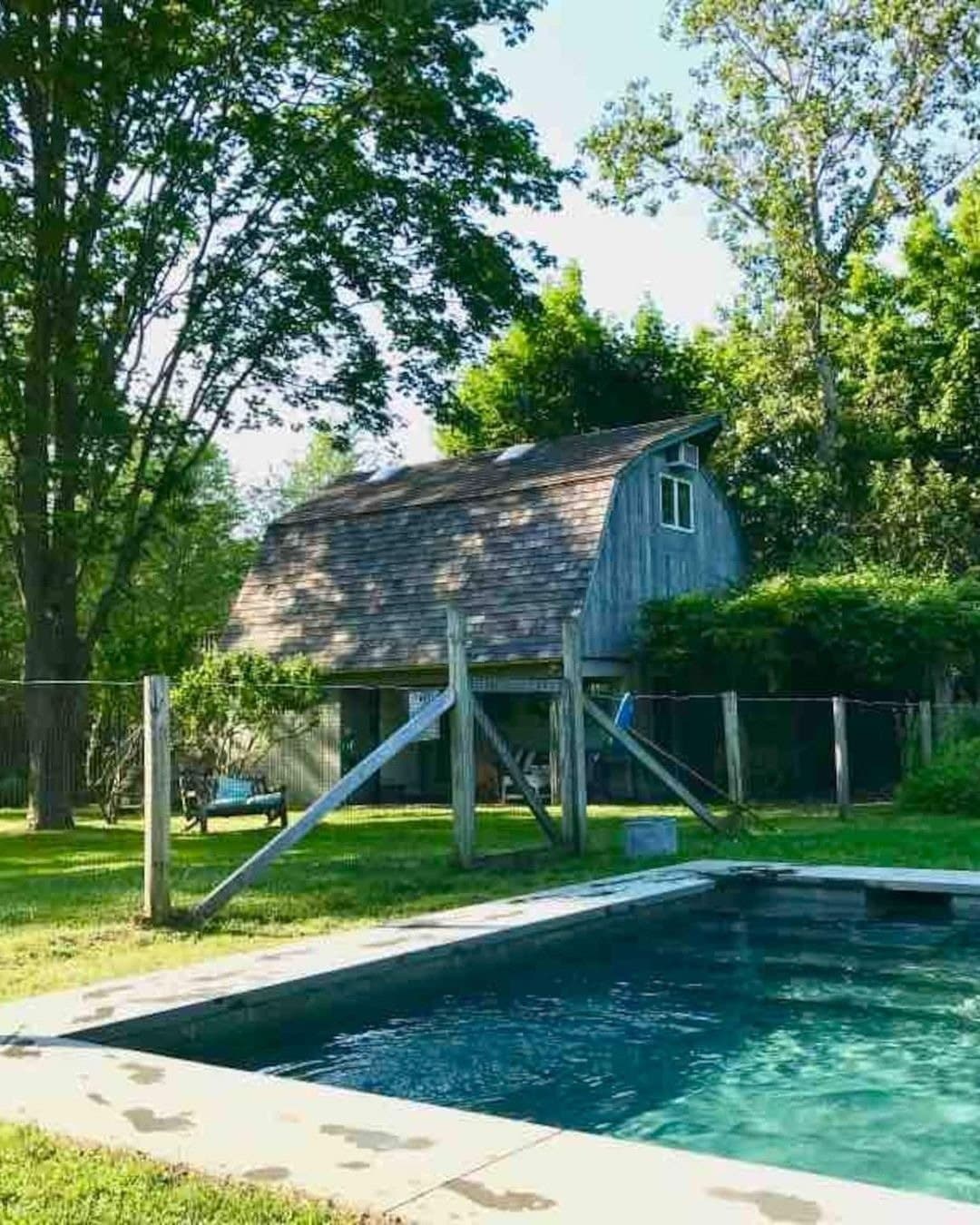 An Airy Barn in Springs — photo 8