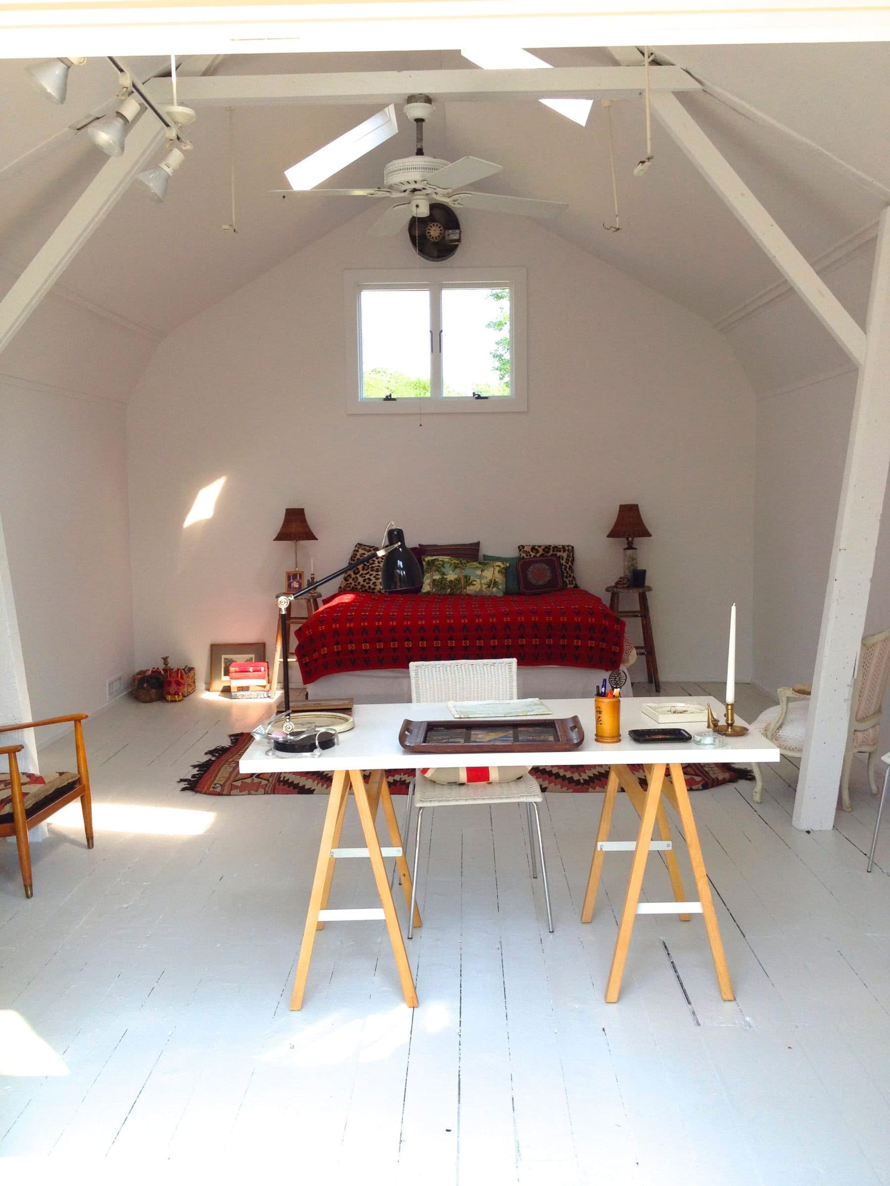 An Airy Barn in Springs — photo 4