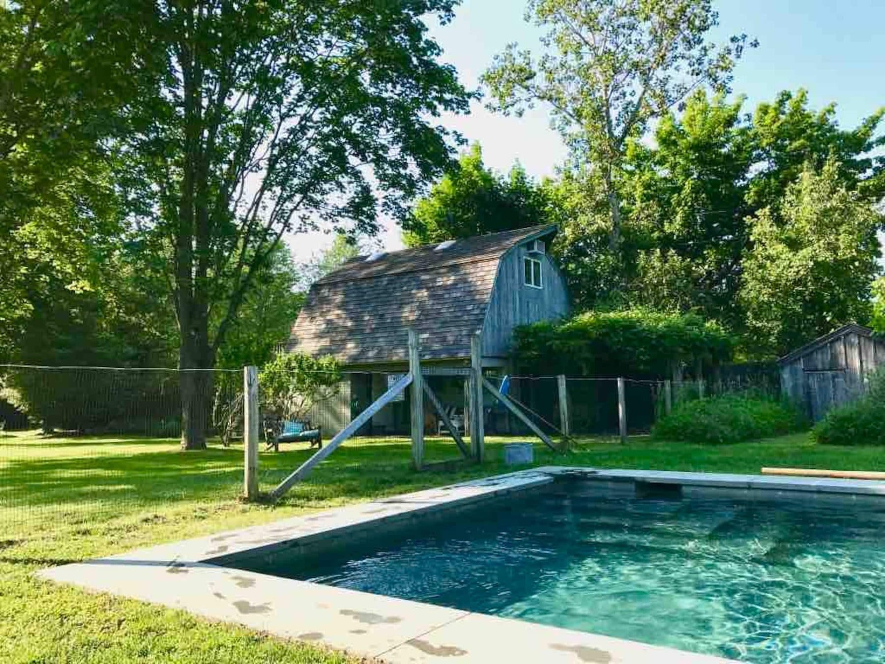 An Airy Barn in Springs — photo 15