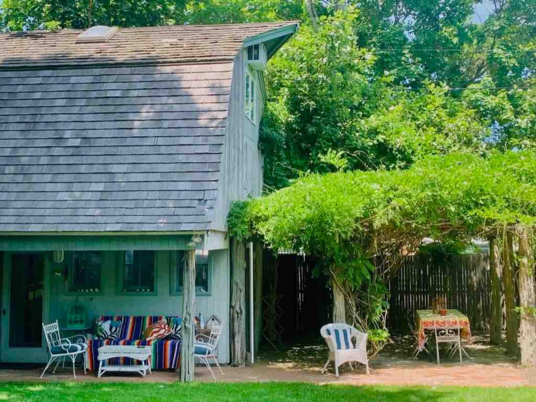 An Airy Barn in Springs — photo 22