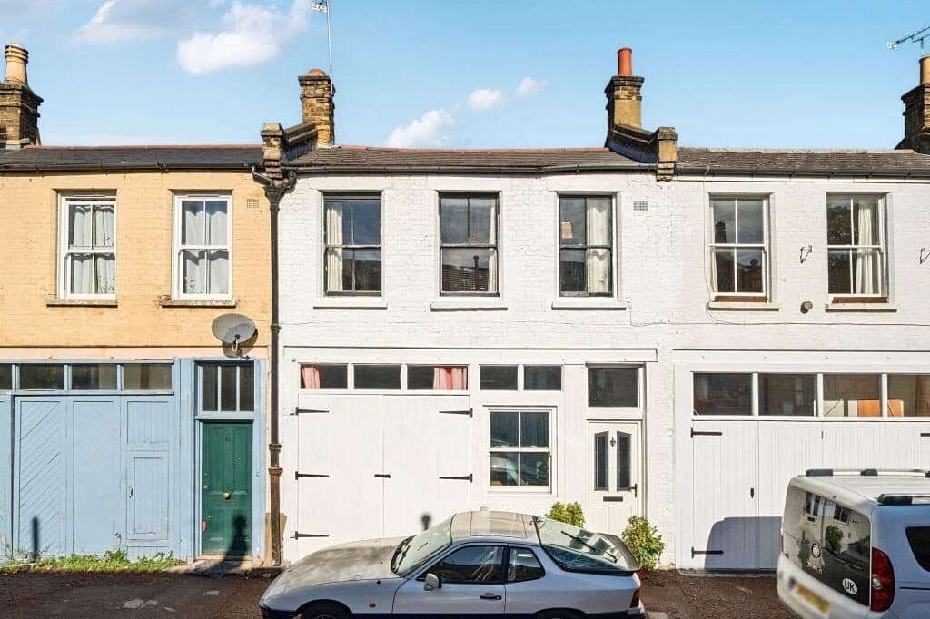 7 Albany Mews, Albany Road — photo 1