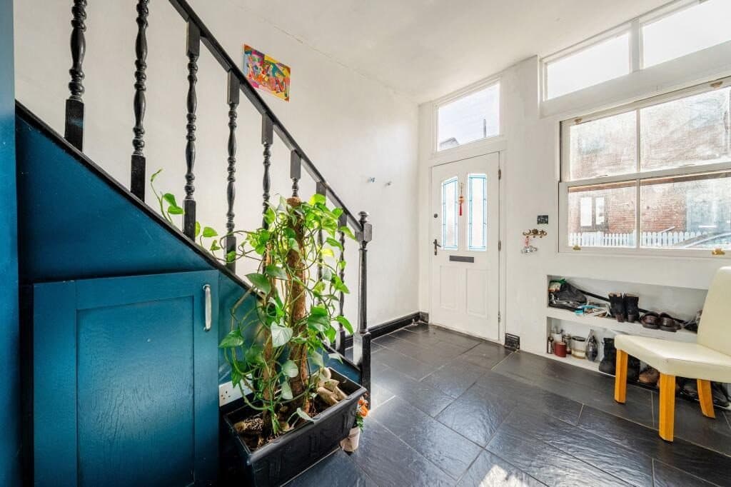 7 Albany Mews, Albany Road — photo 6