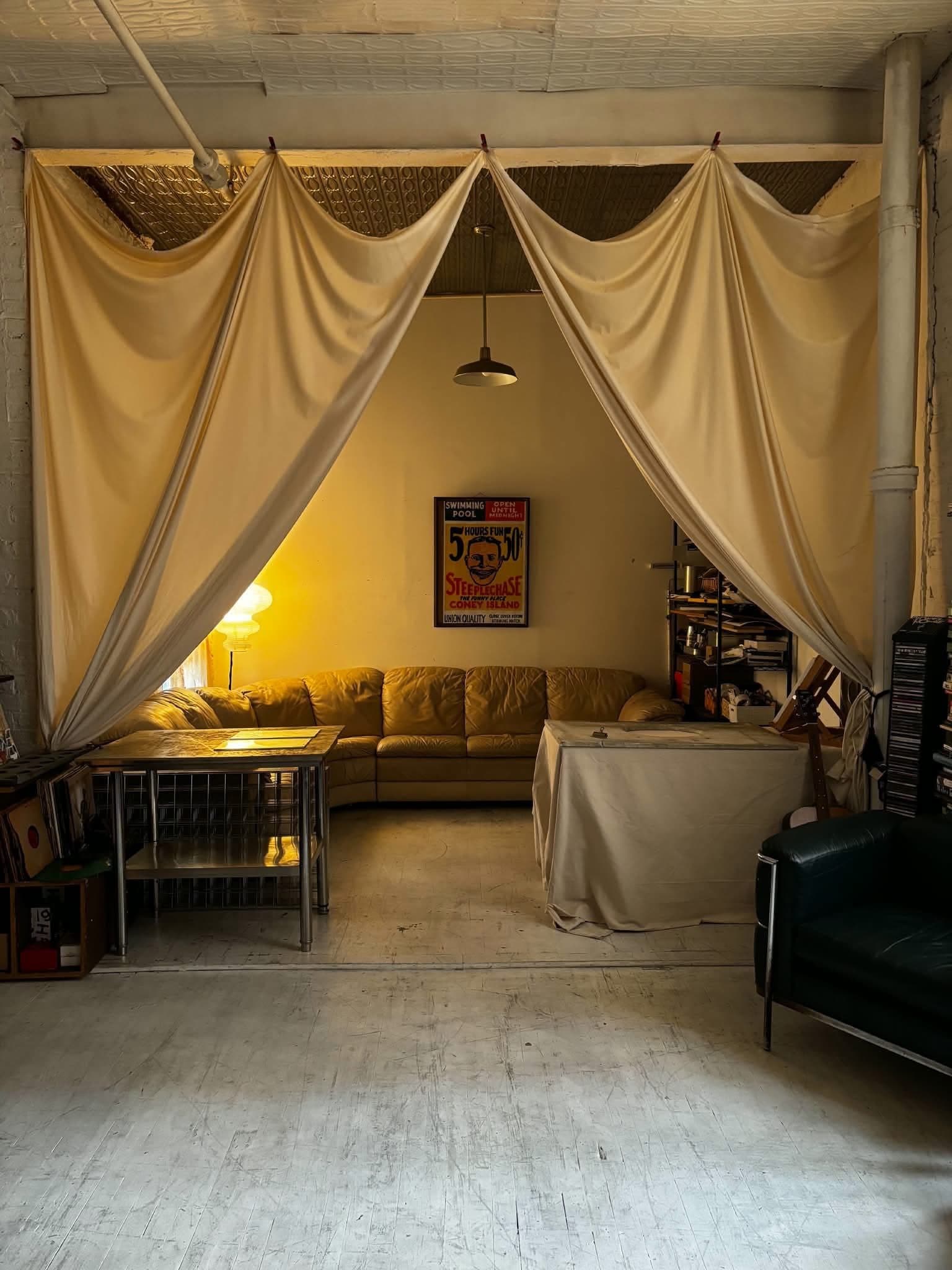 Brittish Studio Loft — photo 7