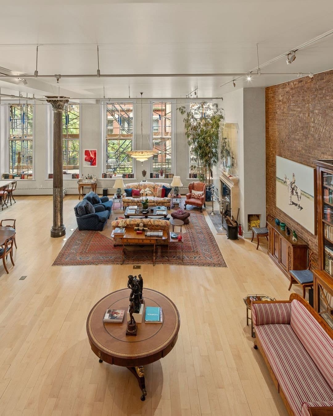 Crosby Place, Soho — photo 1
