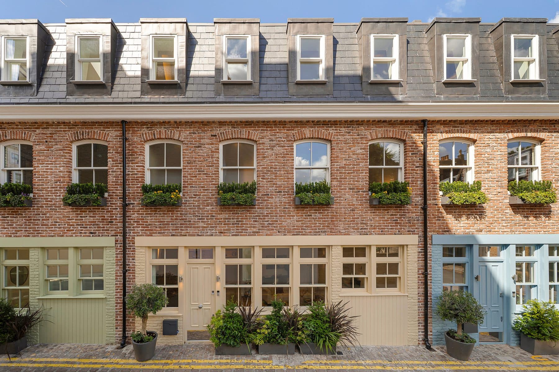 Lexham Mews — photo 1
