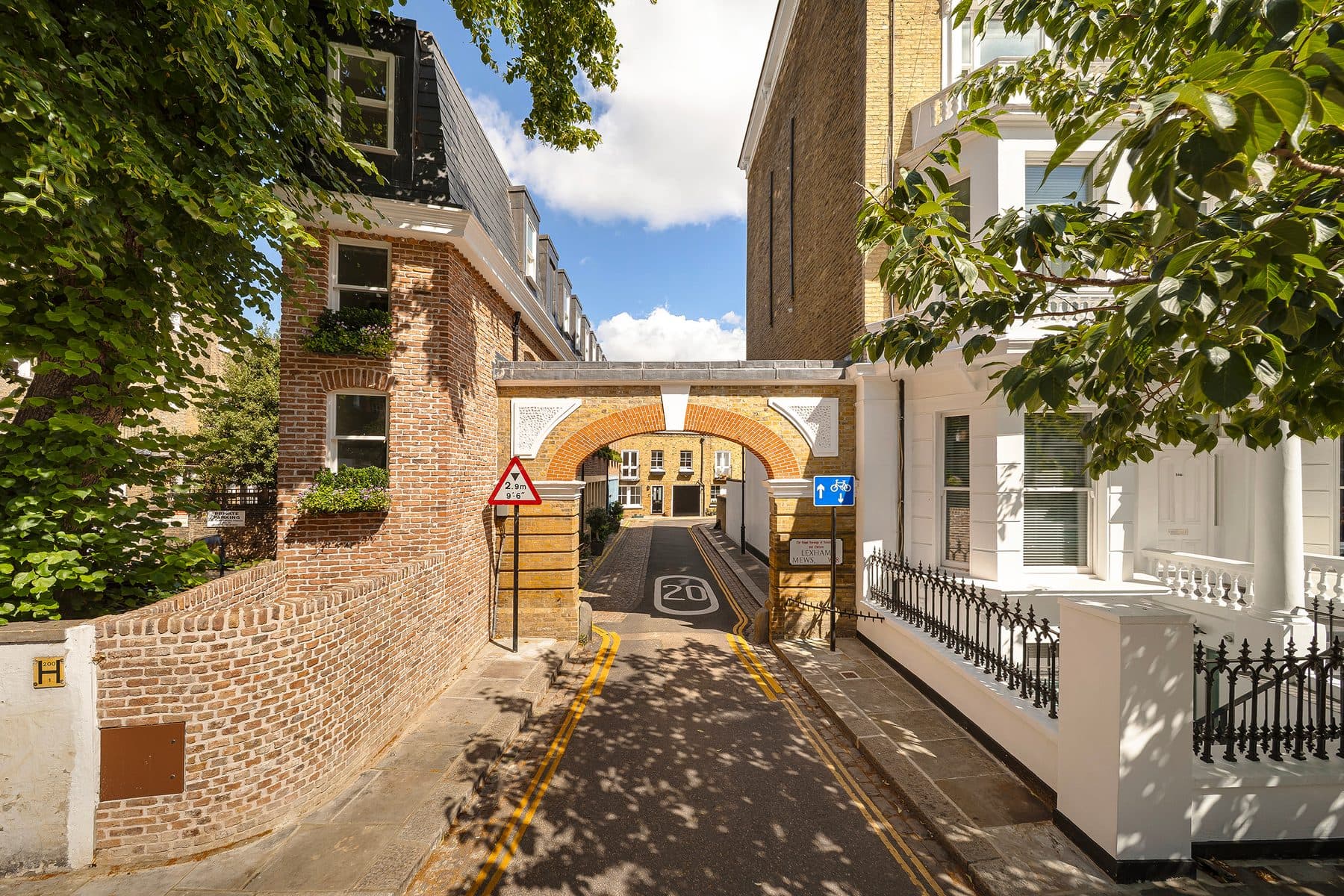 Lexham Mews — photo 17