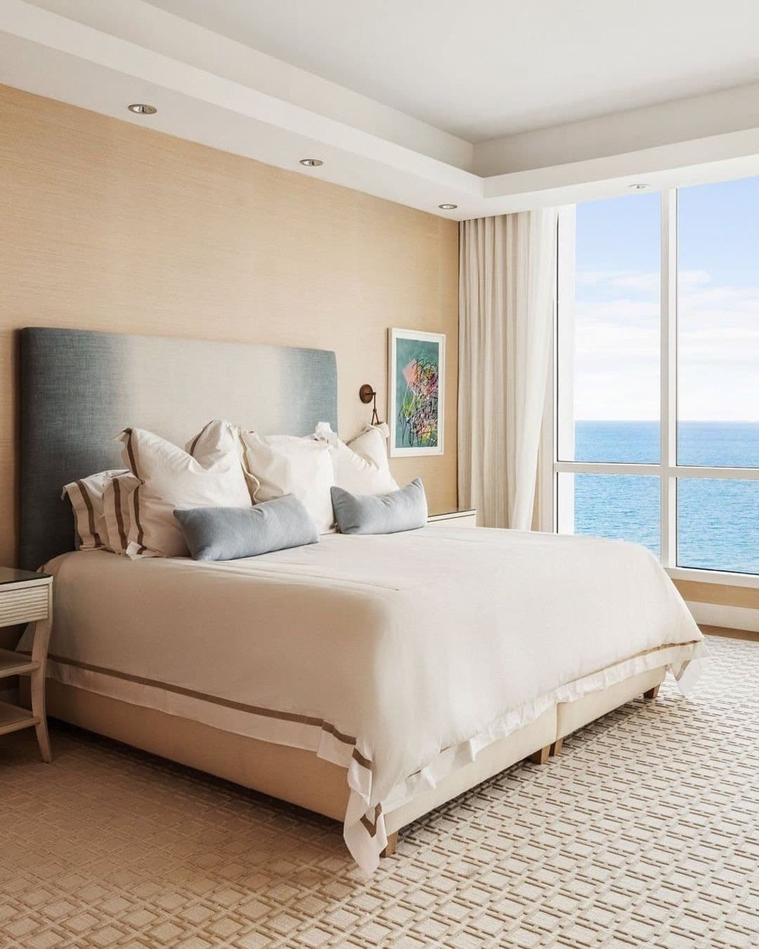 An Oceanfront Lower Penthouse, Miami Beach — photo 8