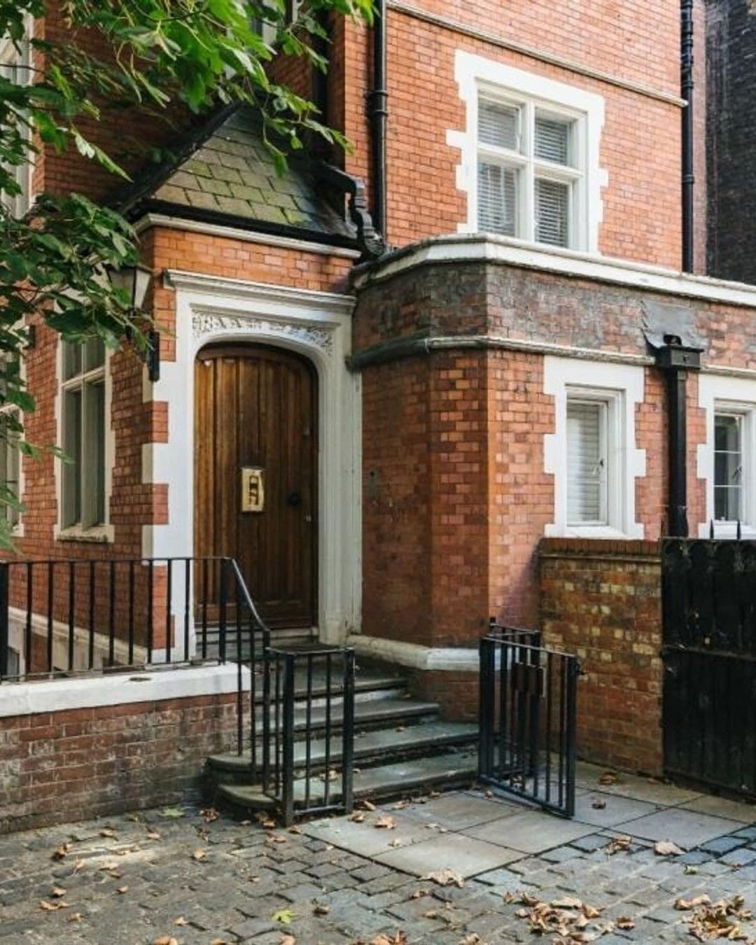The Old Rectory, Ironmonger Lane — photo 2