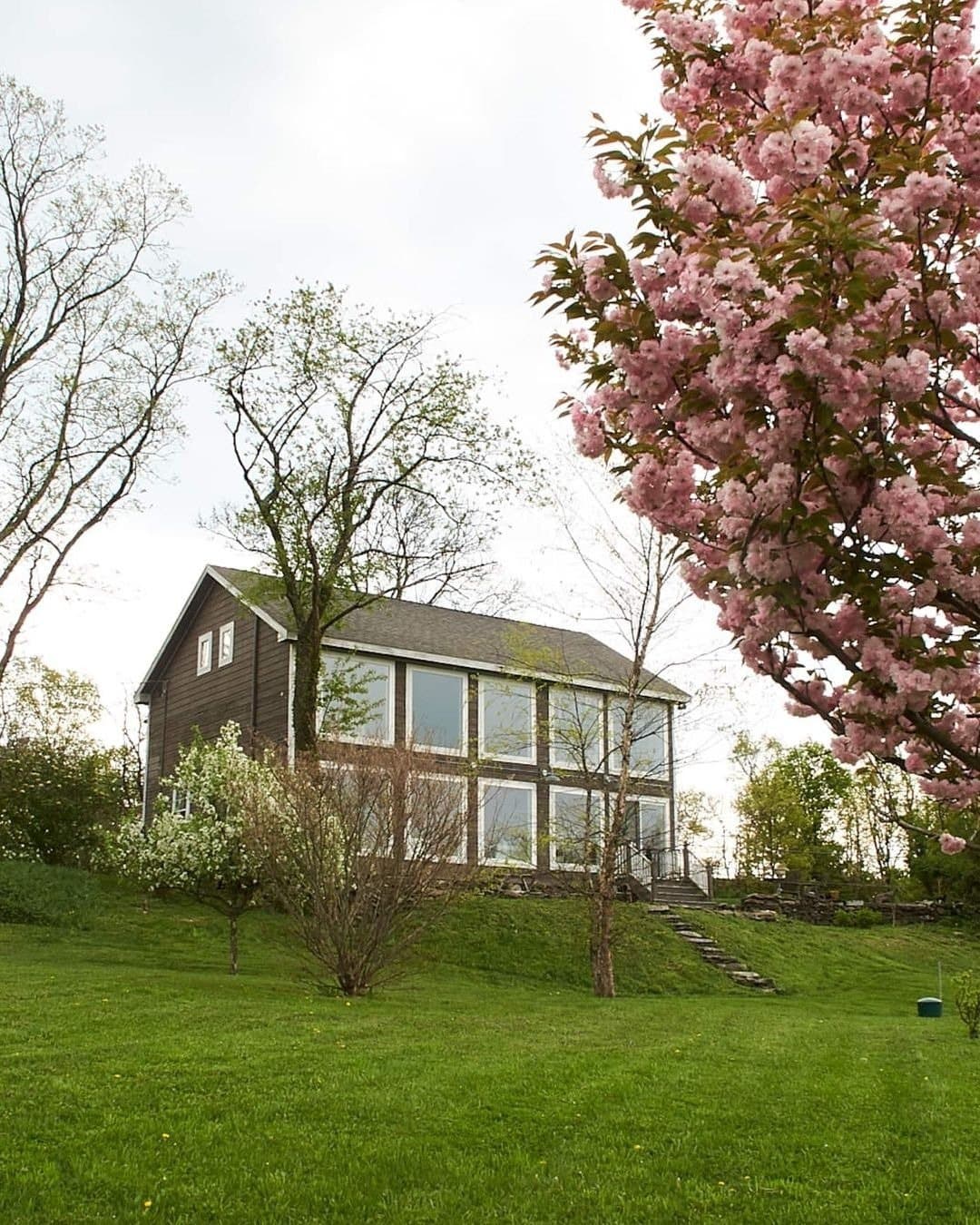A Swedish Barn, Germantown — photo 6