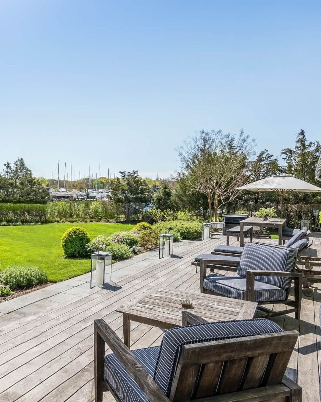 A Waterfront Retreat on Three Mile Harbor — photo 8