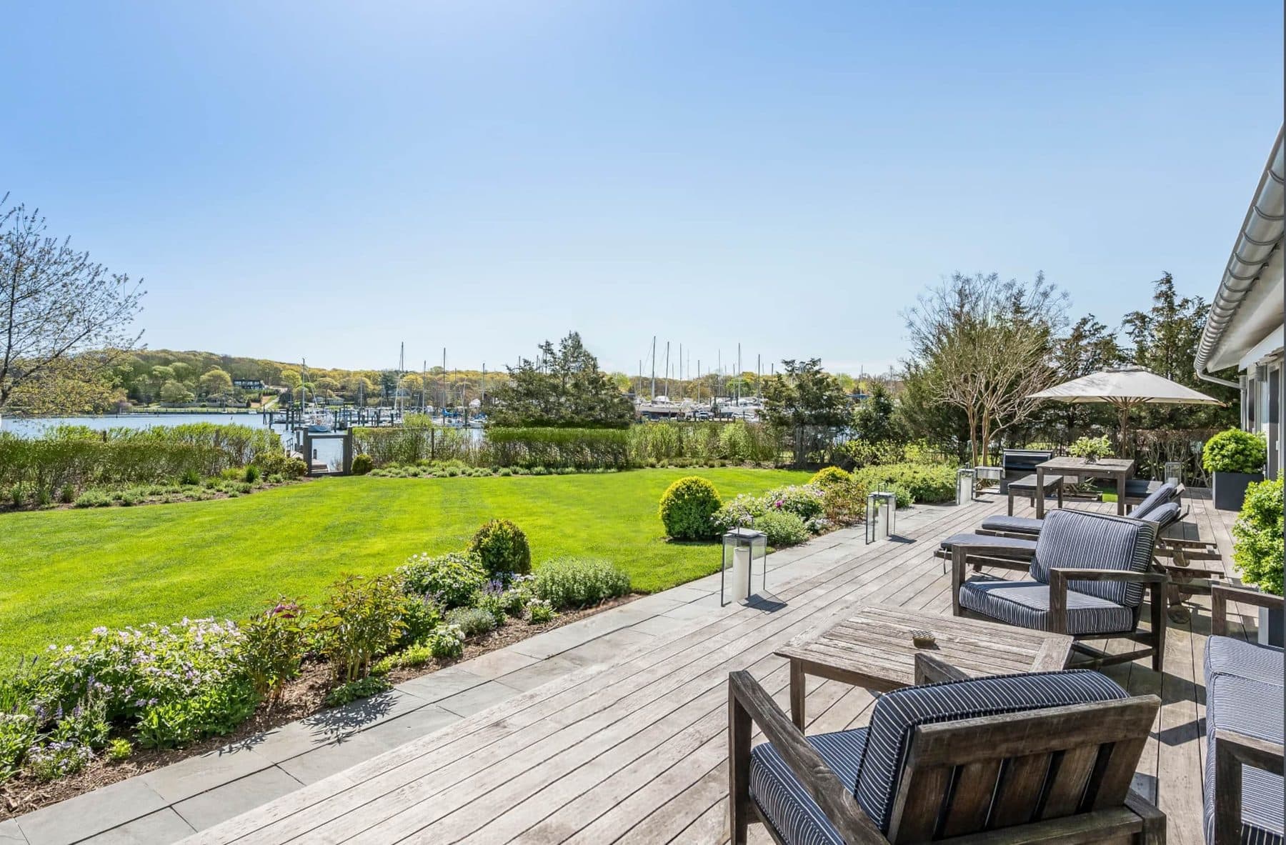 A Waterfront Retreat on Three Mile Harbor — photo 2